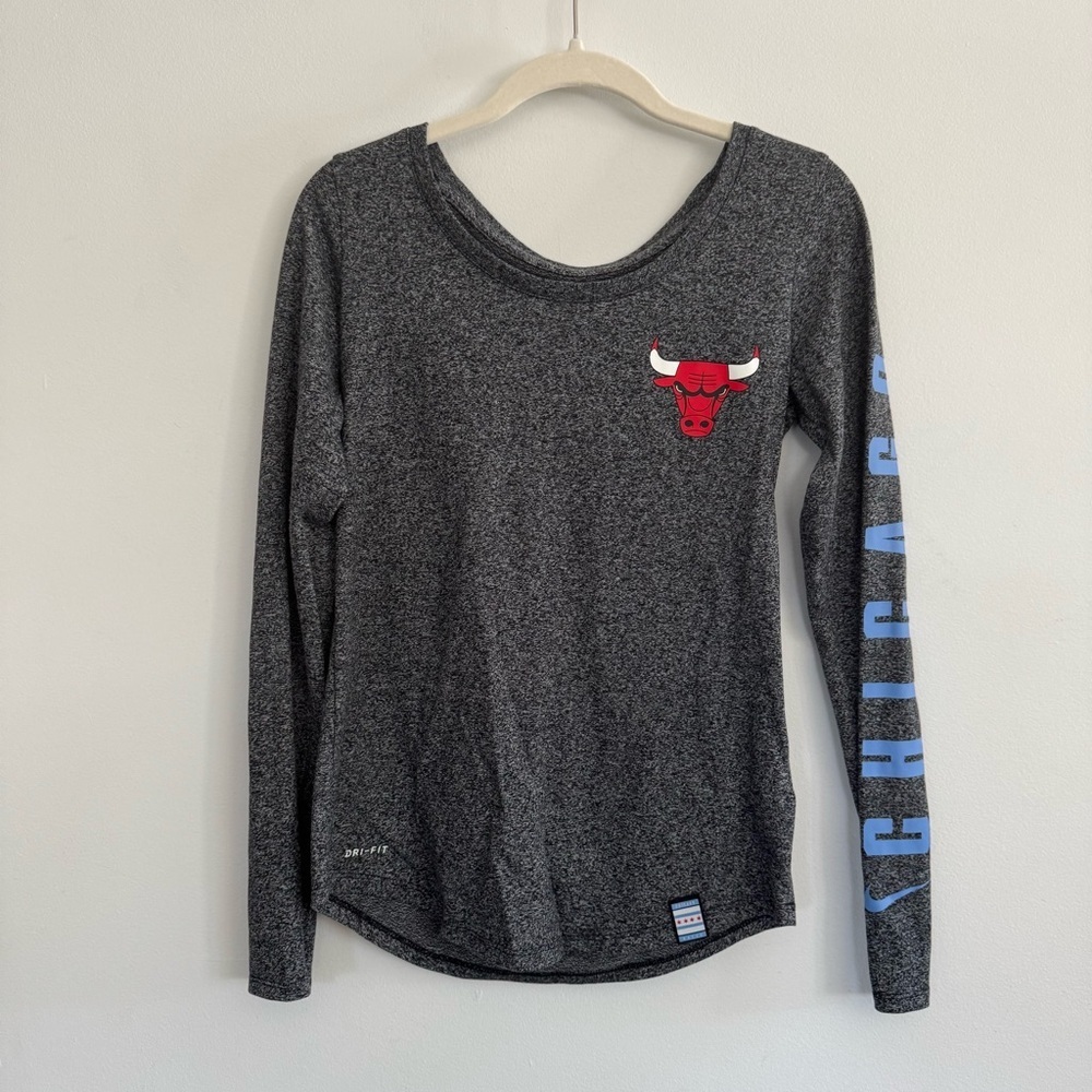 NBA Chicago Bulls Long Sleeve Nike Tee XS